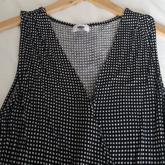 Womens dressy tank - Picture 2 of 2